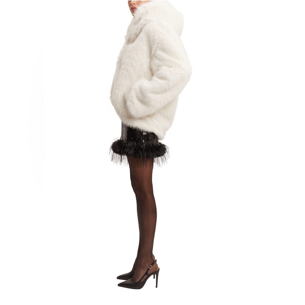 Bardot White Faux Fur Mobwife Jacket NWT - Picture 3 of 9